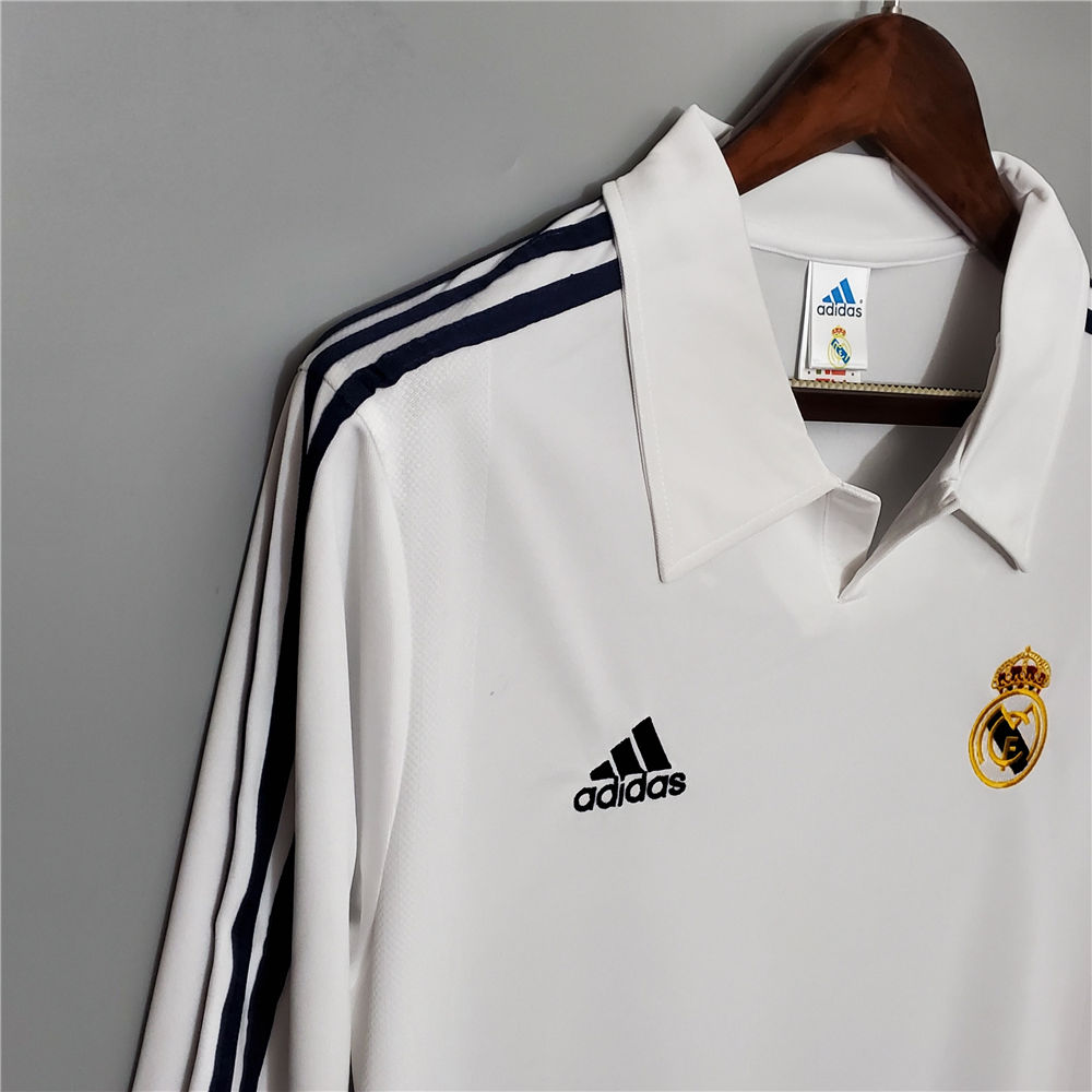 Real madrid купить футболку. Реал Мадрид 2001-2002. Real Madrid 2001 2002 футболка. Футболка Реал Мадрид 2002. Реал Мадрид майка адидас.